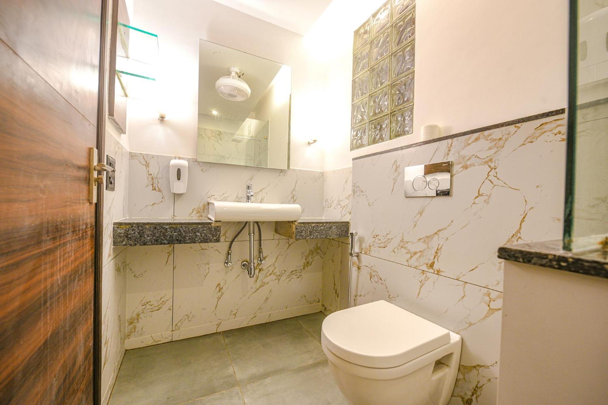Fabhotel Aashraye New Delhi Bagian luar foto