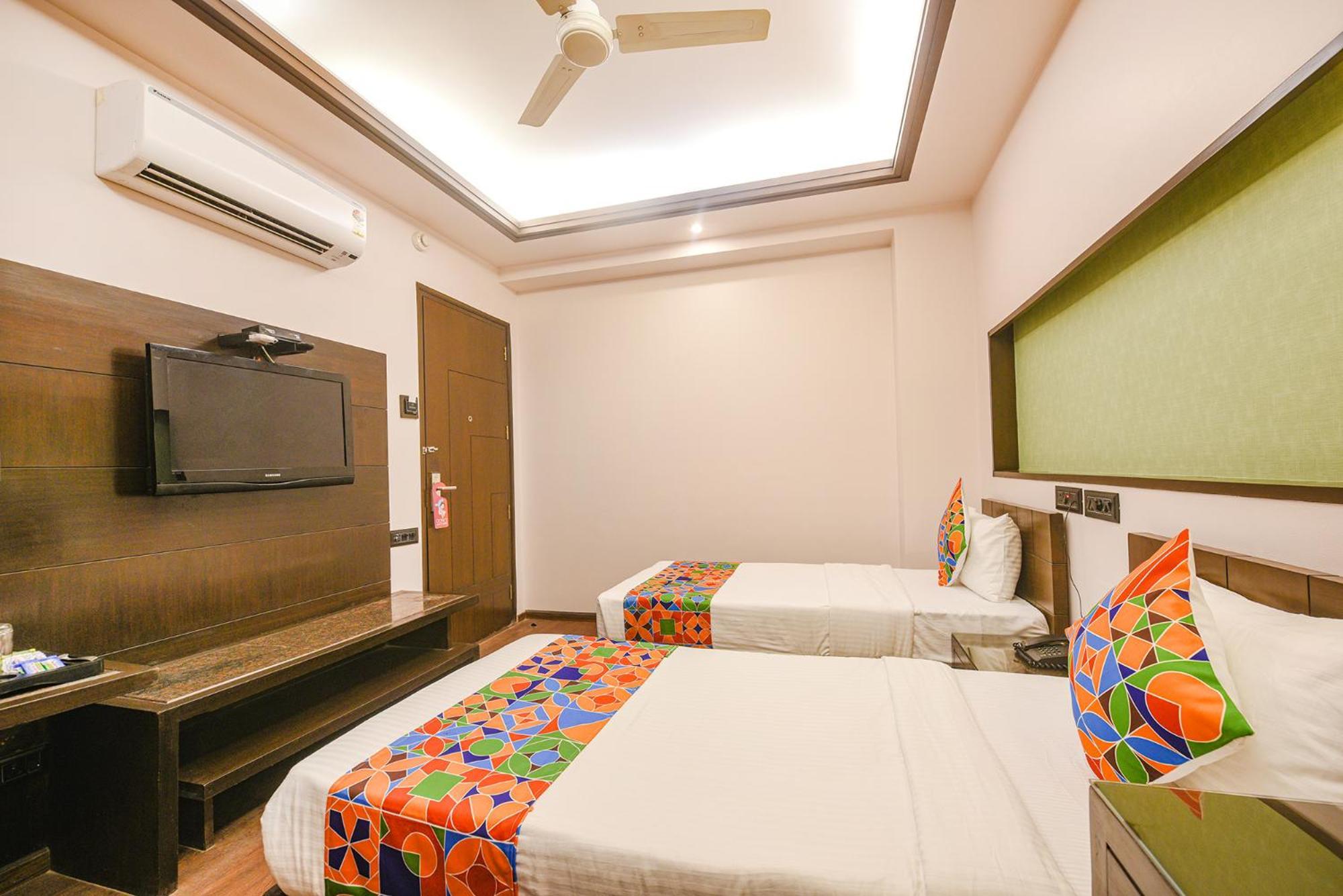 Fabhotel Aashraye New Delhi Bagian luar foto