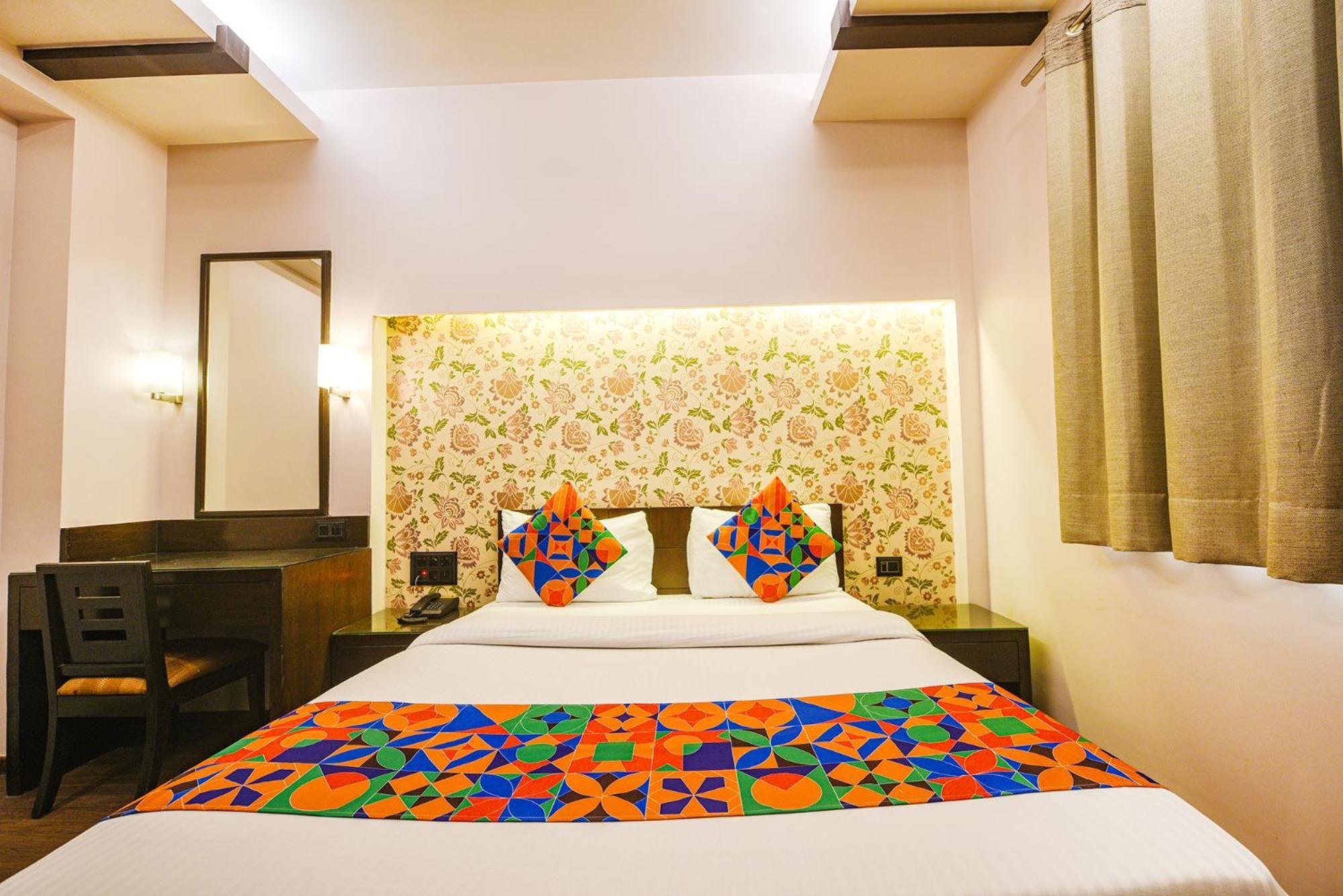 Fabhotel Aashraye New Delhi Bagian luar foto