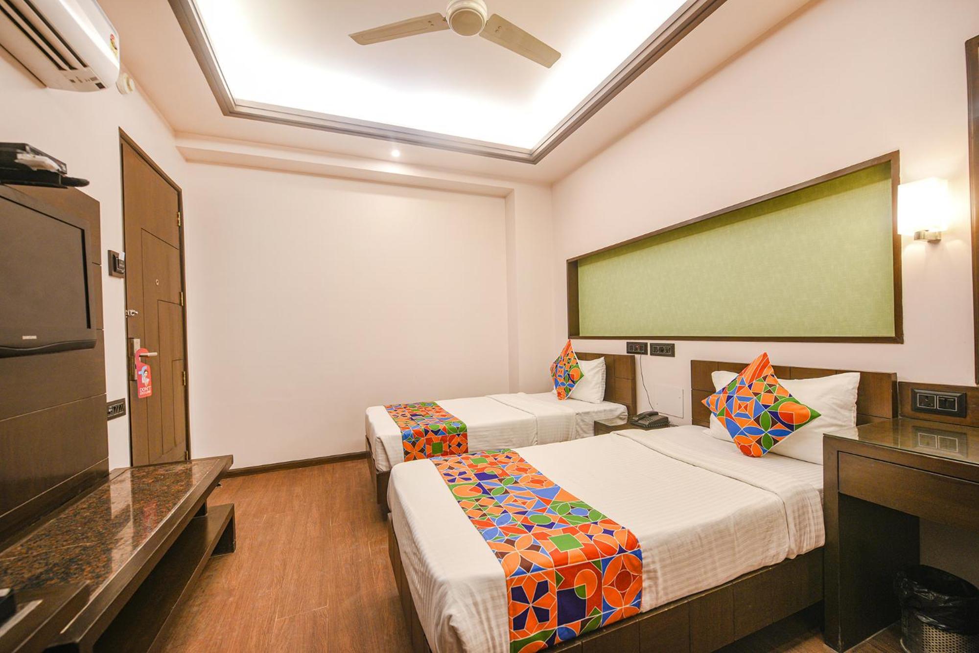 Fabhotel Aashraye New Delhi Bagian luar foto