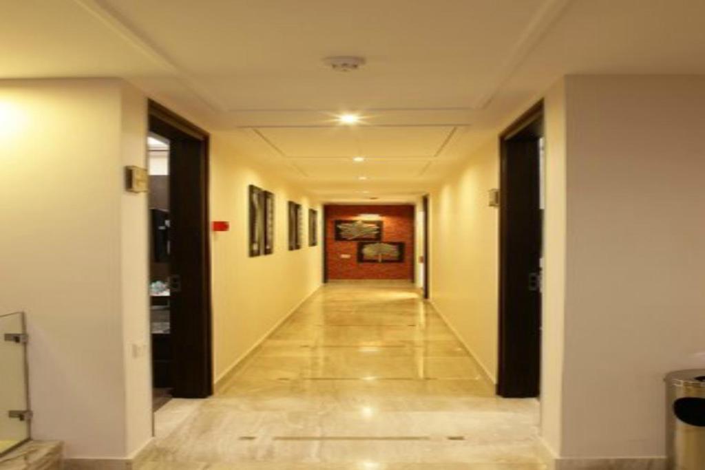 Fabhotel Aashraye New Delhi Bagian luar foto